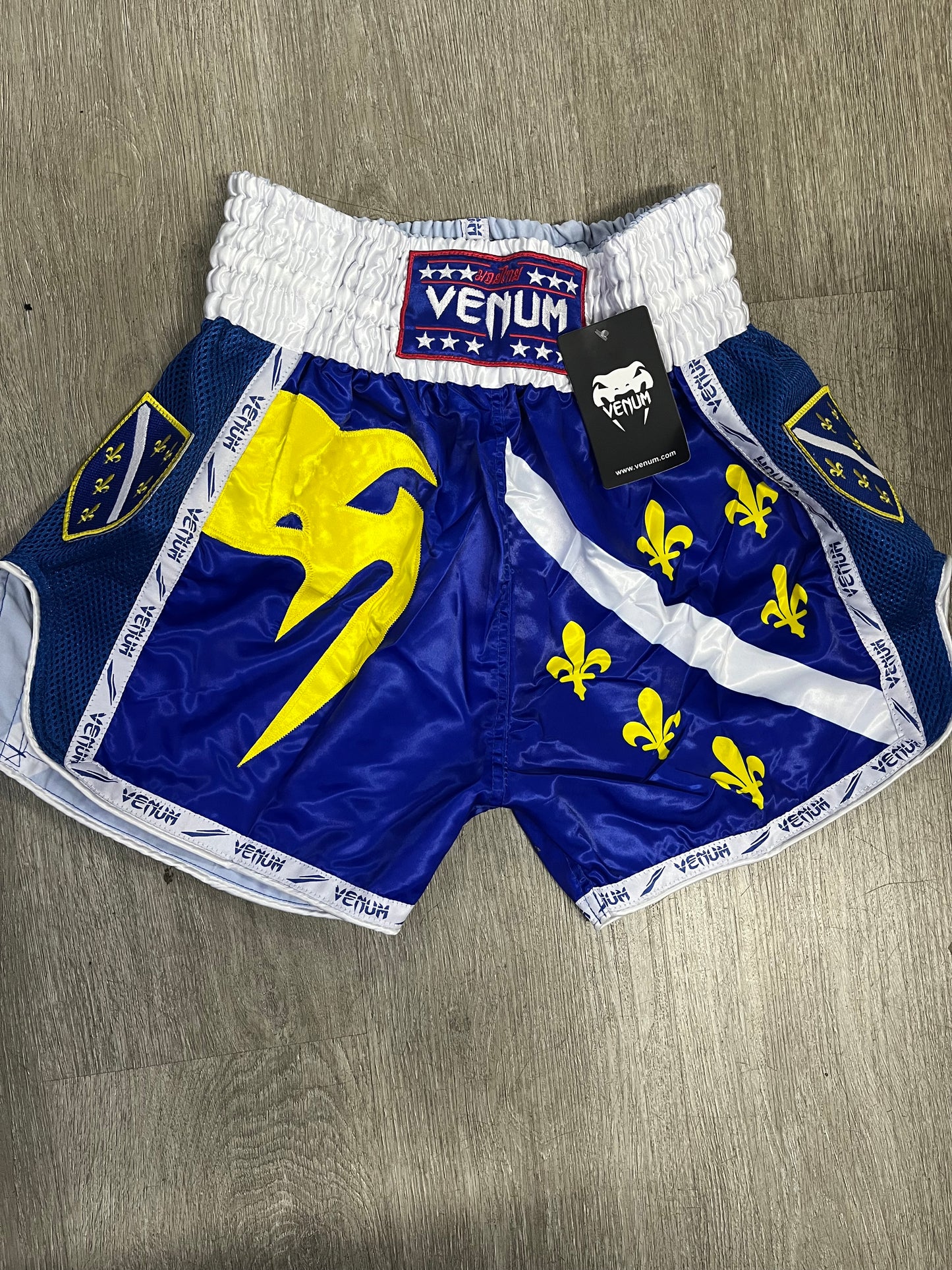Venum Kick-Thai Shorts Bosnien Flag