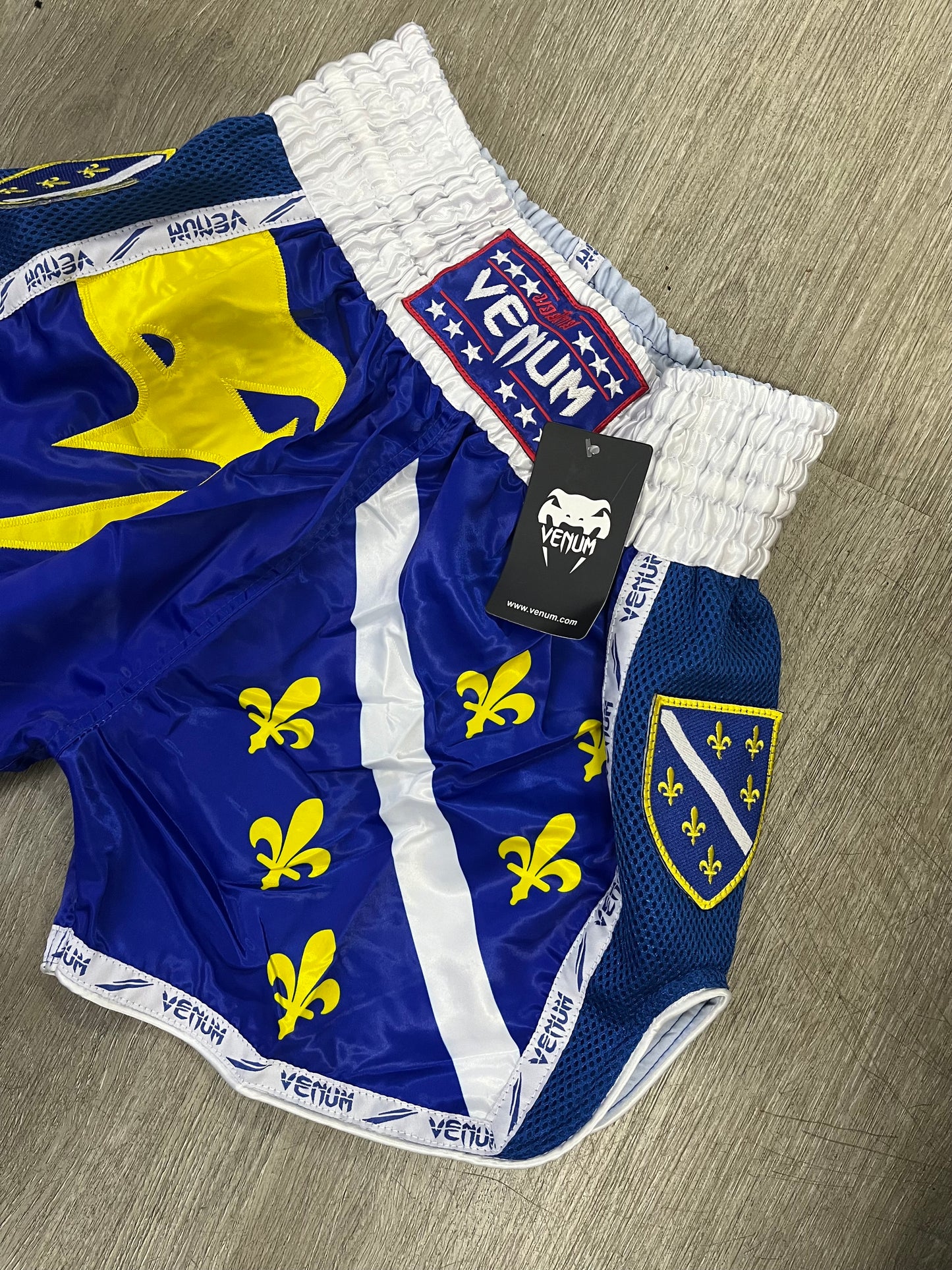 Venum Kick-Thai Shorts Bosnien Flag