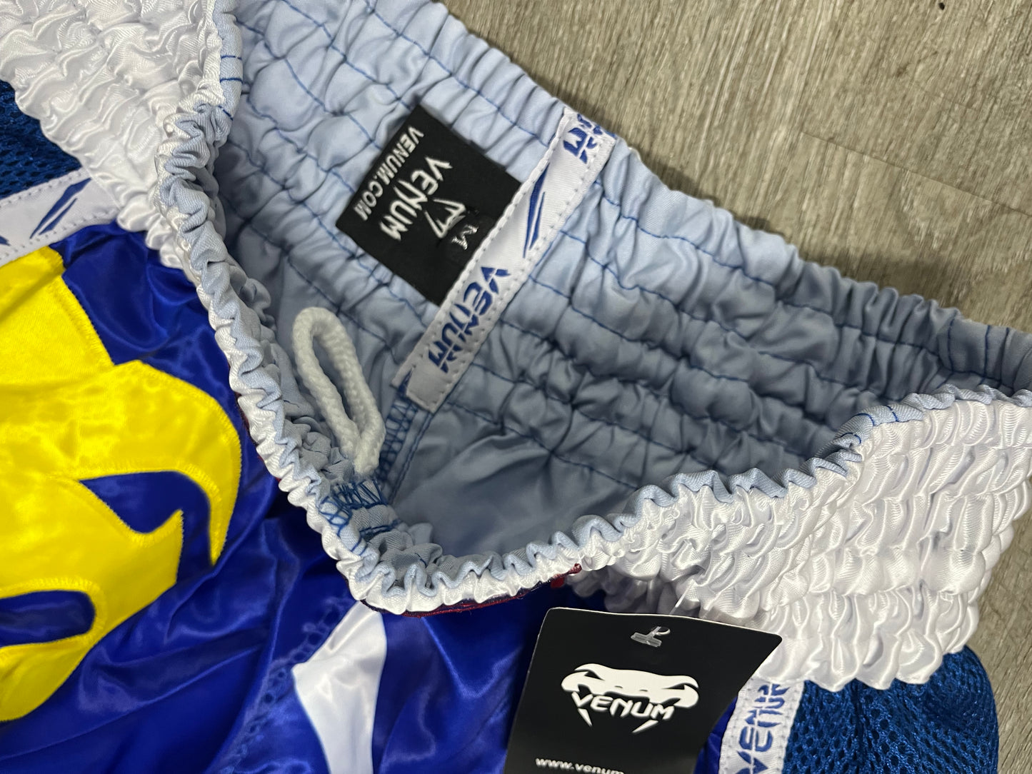 Venum Kick-Thai Shorts Bosnien Flag